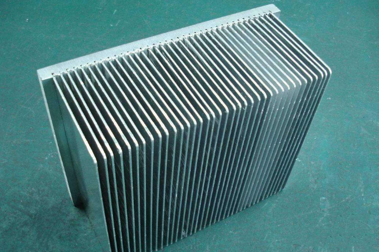 insert fin heat sink インサートフィンヒートシンク