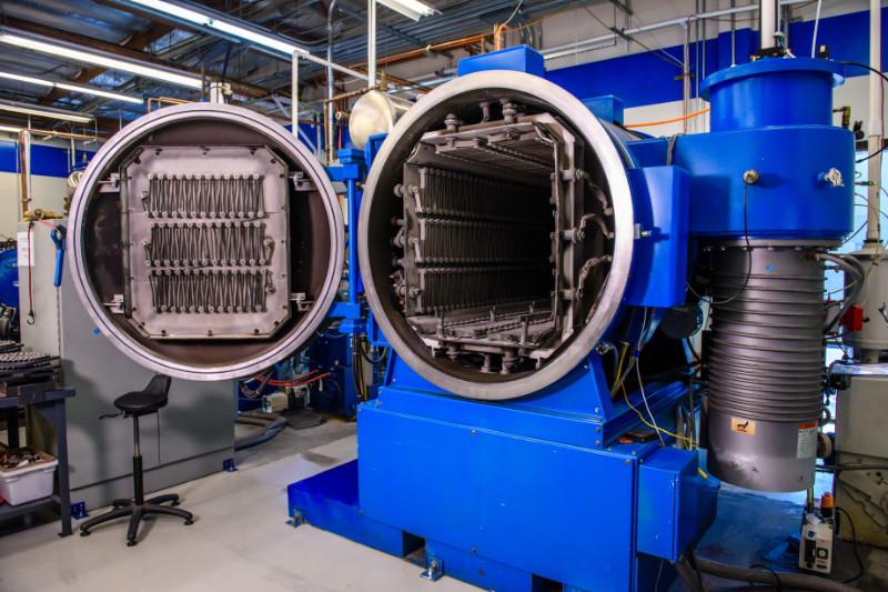 Vacuum brazing 真空ろう付け