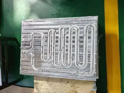 水冷プレートランナー設計