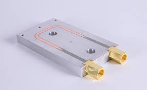 アルミニウム製液体コールドプレート