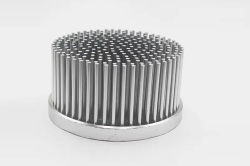 ピンフィンヒートシンク