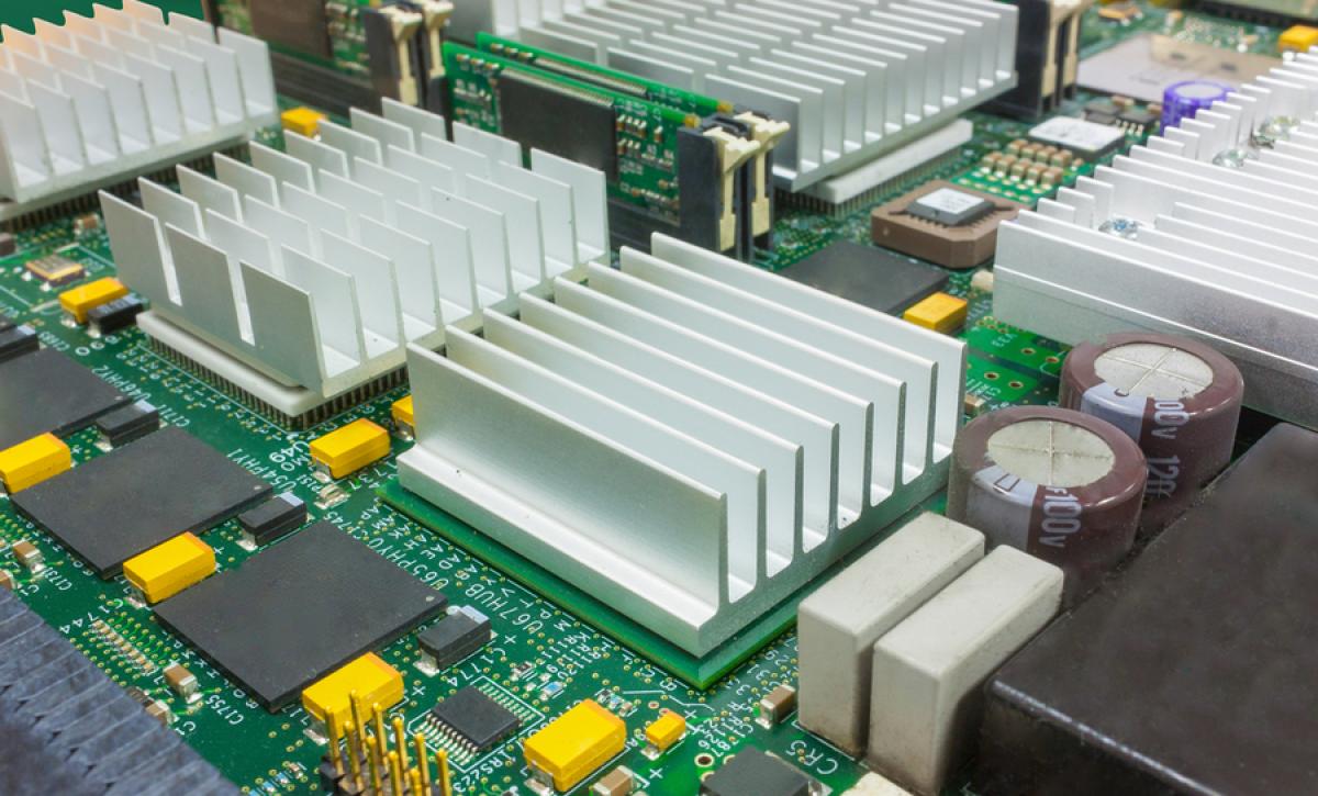 PCB回路基板の熱放散